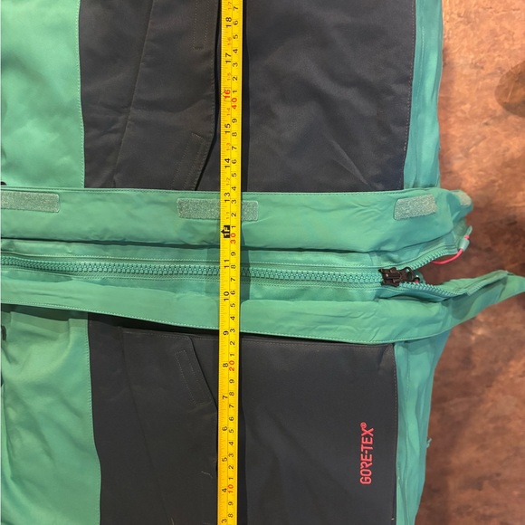 The north face fantasy ridge GTX Parka - Picture 11 of 11